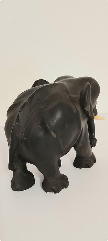 Figure: ▪︎ Na prodaju kolekcionarska, originalna, drvena statua slona. - Veoma — 4