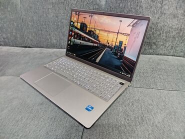 собрать компьютер: Ноутбук, Dell, 16 ГБ ОЗУ, Intel Core i5, 15.6 ", Новый, Для работы, учебы, память SSD