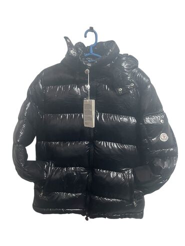 Zimske jakne: Kvalitetne i moderne jakne s,m,l,xl,2xl
8300 din — 12