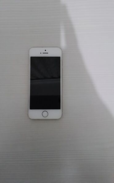 кнопочный телефон apple: IPhone 5s, 16 GB, Ağ, Qırıq