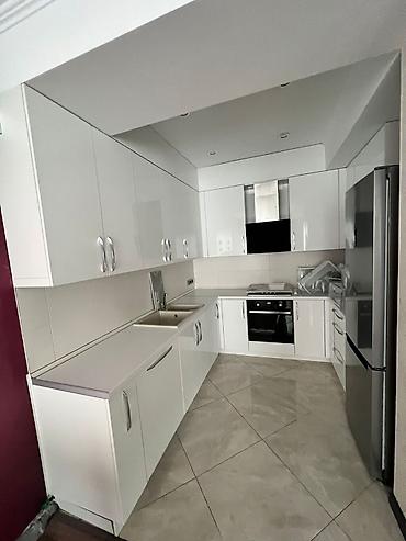 Долгосрочная аренда квартир: 3 комнаты, Агентство недвижимости, Без подселения, С мебелью частично, С мебелью полностью — 13