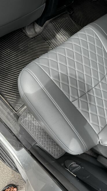 Чехлы и накидки на сиденья: Чехлы Экокожа, С подушкой, цвет - Черный, Toyota, Новый, Самовывоз — 8