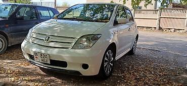 Toyota Ist: 2003 г., 1.3 л, Автомат, Бензин, Хэтчбэк