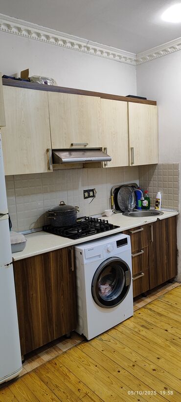 metbex kafeli: Mətbəx mebel dəsti – üst və alt şkaflar, masaüstü və daxili avadanlıq