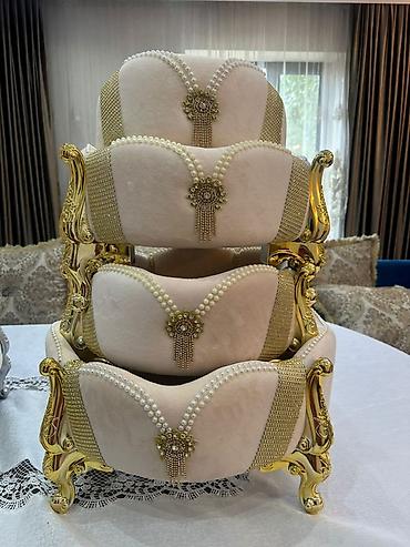 Пуфики: Севеты на тои - Обивка: светлая, бархатистая ткань с кантом по верху — 5