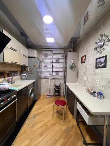 Köhnə tikili: Bakı, 3 otaqlı, Köhnə tikili, m. Qara Qarayev, 81 kv. m — 5