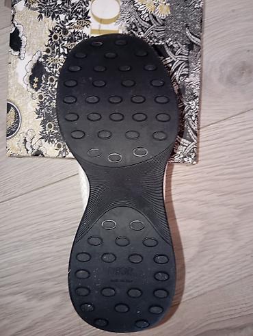 кеды dior: Кроссовки, 36.5, Dior, Новый, цвет - Белый, Платная доставка — 3