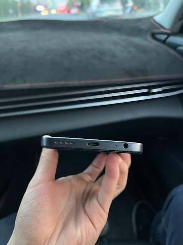 Уюлдук телефондор жана аксессуарлар: Infinix HOT 50, Колдонулган, 128 ГБ, түсү - Кара, 1 SIM, 2 SIM — 3