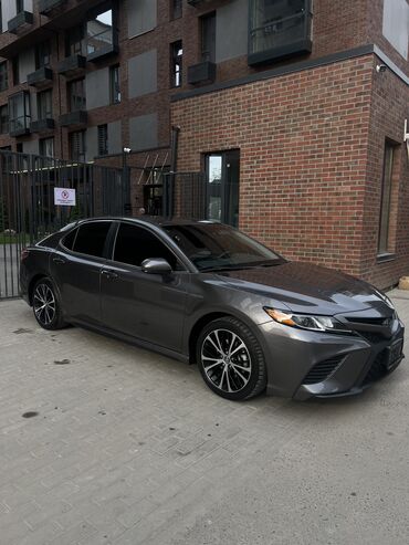 Toyota: Toyota Camry: 2020 г., 2.5 л, Автомат, Бензин