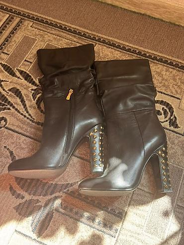 обувь zara: Женские полусапоги на каблуке - Материал: натуральная кожа (верх) — 1
