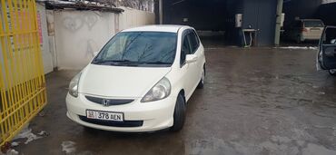 Honda: Honda Fit: 2005 г., 1.5 л, Бензин, Седан