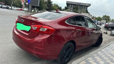 chevrolet hecbek modelleri: Chevrolet Cruze: 1.4 l | 2017 il | 260 km Sedan