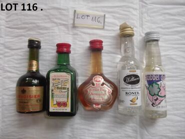 Ostali predmeti za umetnost i kolekcionarstvo: Reklamne flašice mini bottles unučići čokanji fraklići 4. Kao sa slika — 26