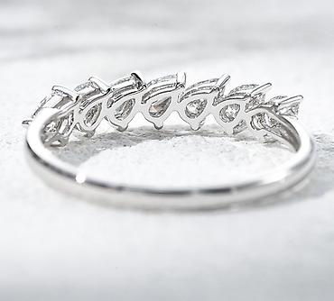 Украшения с бриллиантами: 💍 Кольцо из белого золота 750 пробы с лабораторными бриллиантами • — 2