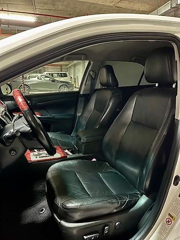 Toyota: Toyota Camry: 2.5 l | 2013 il Sedan — 21