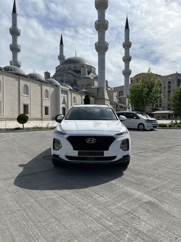 белый hyundai: Hyundai Santa Fe: 2018 г., 2 л, Автомат, Дизель, Кроссовер