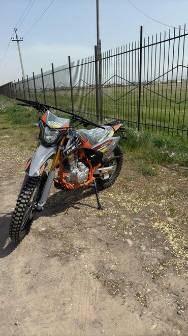 китайский мотоцикл 125 кубов: Эндуро 250 куб. см, Бензин, Взрослый, Новый, В рассрочку