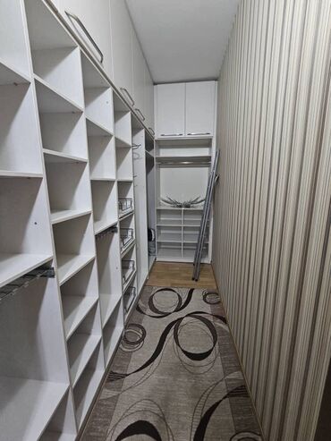 продаю помещение в центре: 4 комнаты, 172 м², Элитка, 5 этаж, Евроремонт