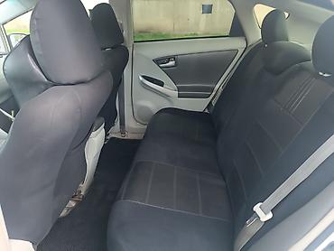 teker 18 type 0: Toyota Prius: 1.8 l | 2010 il Hetçbek — 4