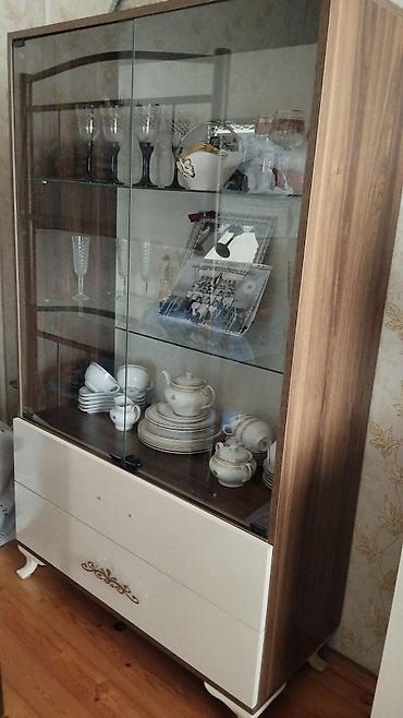 ara kesmeler: Mebel dəsti – qonaq otağı üçün - Divan: 3 nəfərlik, yumşaq parça — 6