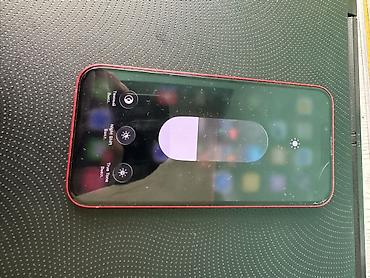 Мобильные телефоны и аксессуары: IPhone 13, цвет (PRODUCT)RED - Экран 6.1", OLED Super Retina XDR — 5