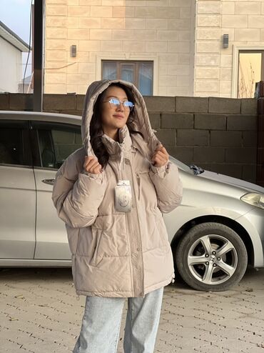 Пуховики и зимние куртки: Женские верхние вещи — подборка для холодного сезона 1) Двубортное — 9