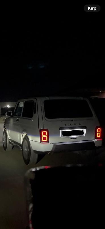 pres aparati satilir: Niva ucun arxa xusisi yigilma led stop satilir super isliyir qesey — 2