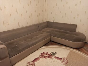 divan xacmaz: Künc divan, Parça