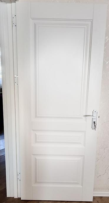 mdf panel: Ağ rəngli daxili 2 otaq qapısı - Klassik panelli dizayn: yuxarıda iri — 2