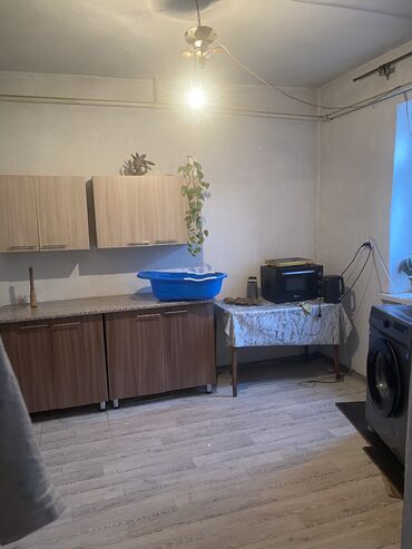 продаю дом в новопокровке нооруз: 89 кв. м, 2 бөлмө, Жертөлө, ороо