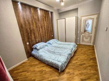 Yeni tikili: 8-ci kilometr, 2 otaqlı, Yeni tikili, m. Qara Qarayev, 70 kv. m — 4