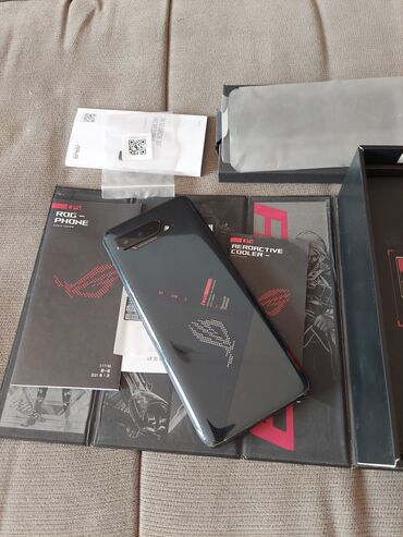 Asus: Asus ROG Phone 5, Б/у, 128 ГБ, цвет - Черный, 1 SIM, 2 SIM