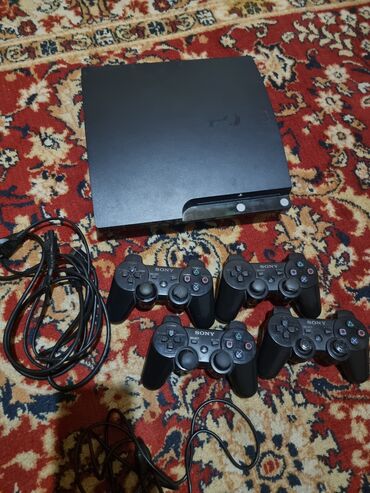 PS3 (Sony PlayStation 3): Ps3 слим 250гб цена 11000 ps3 в хорошим состоянии джойстики изношены