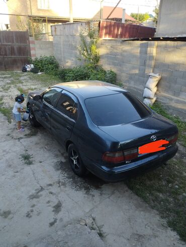 Toyota: Toyota Carina E: 1994 г., 1.6 л, Механика, Бензин, Седан