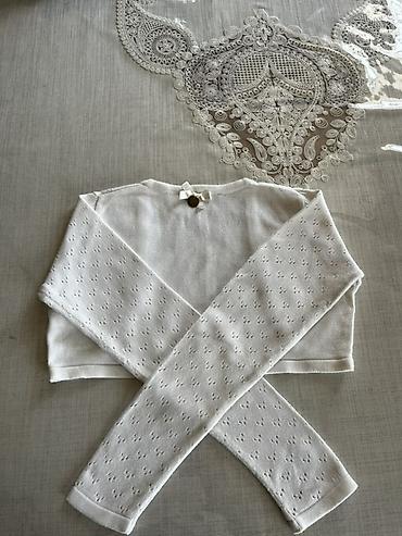 ag jaket: Ağ rəngli qısa bolero kardiqan - Model: qollu, ön hissəsi açıq — 2