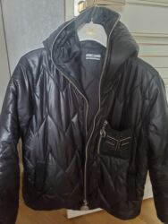 детский велюровый спортивный костюм: Qışlıq qara gödəkçə - Rəng: parlaq qara - Dizayn: rombvari tikişli