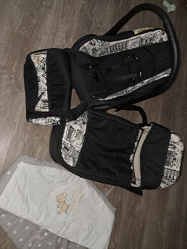 ciklama sako kombinacije: Autosediste, nosiljka i torba gratis ogradica za krevetac Sve sa slike