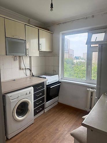 номера старой серии: 2 комнаты, 43 м², 5 мкр 104 серия, 3 этаж, Косметический ремонт — 4