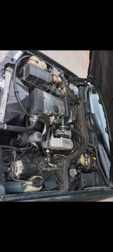 Mercedes-Benz: Mercedes-Benz E 220: 2.2 l | 1994 il Sedan -da lalafo.az — 7 Mercedes-Benz: Mercedes-Benz E 220: 2.2 l | 1994 il Sedan — 7