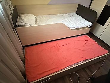 bunk bed: Детская гарнитура, Б/у, Для девочки, Для мальчика, ДСП, цвет - Бежевый — 1