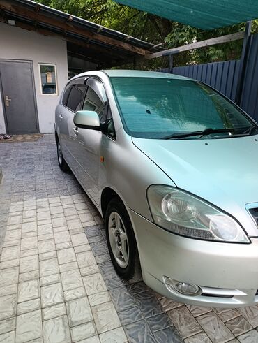 срочно срочно продам машину: Toyota Ipsum: 2002 г., 2.4 л, Автоматические, Газ, Минивэн