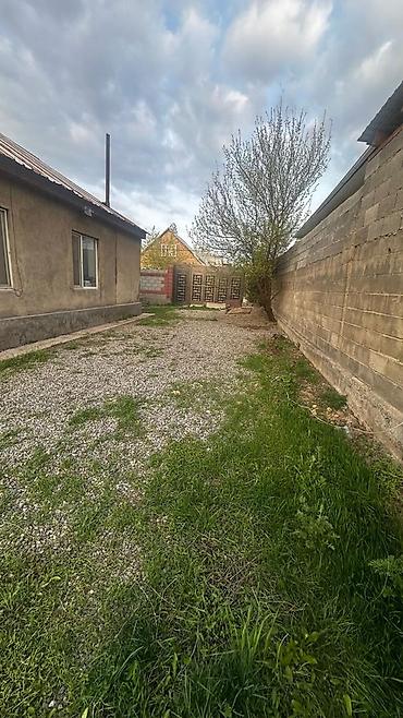 Продажа коттеджей и домов: СРОЧНО ПРОДАЁТСЯ ДОМ Локация: - ж/м Ак-Ордо-1 - Район: Гагарина / — 3