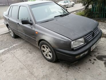 9 машина: Volkswagen Vento: 1994 г., 1.9 л, Механика, Дизель, Седан