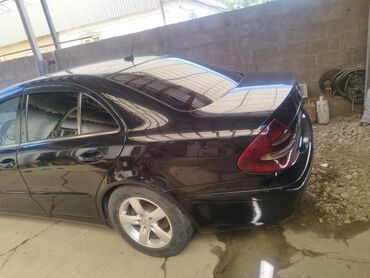 блины на мерс: Mercedes-Benz E-Class: 2005 г., 2.2 л, Автомат, Дизель, Седан
