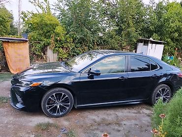 e38 bmw: Toyota Camry: 2018 г., Автомат, Бензин, Седан — 4