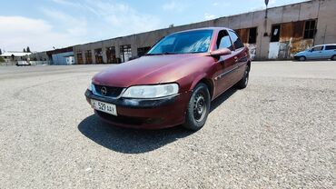 авто опел: Opel Vectra: 1997 г., 1.8 л, Механика, Бензин, Седан