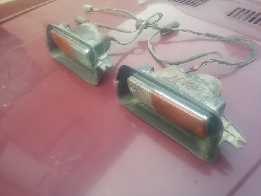 Auto delovi: Prednji zmigavci Lada 2121,3 Niva. Levi i desni kompltni sa kucistem — 3