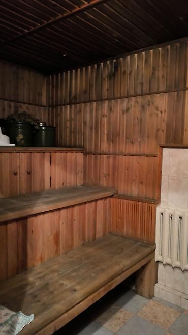 Продажа коттеджей и домов: Продам дом 2 этажа с подвалом . Участок разделен на два участка — 15