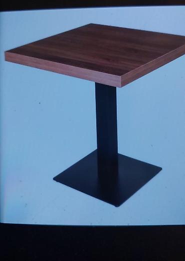 kicik masa kafe: Kafe və restoranlar üçün kvadrat masa - Üst hissə: taxta teksturalı — 1