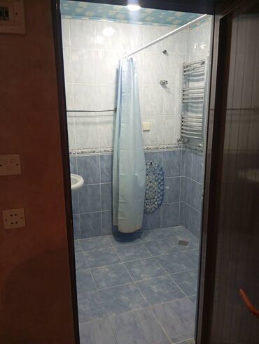 Uzunmüddətli kirayə mənzillər: Pasyolka Kirov 45 nömrəli marşrutun son dayanacağı 2/3 otaqlı 5/9 — 4